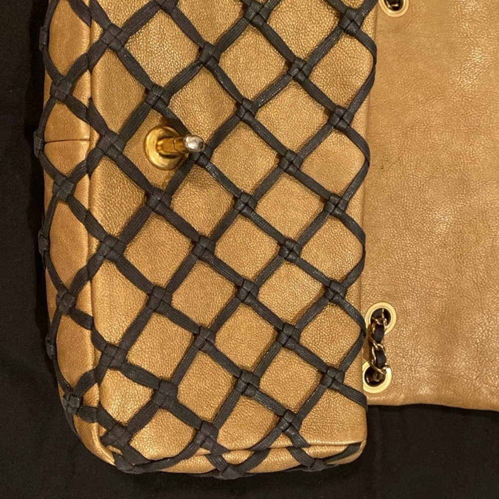 CHANEL•Limited Edition Canebiers Flap bag • - Picture 9 of 13